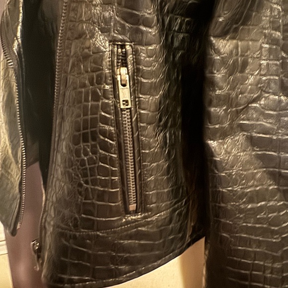 NEW ModCloth Crocodile Rock 1980's Punk Faux Leather Moto Jacket Medium NWT - Picture 9 of 10